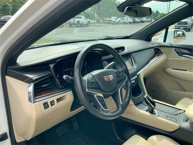 Photo 9 VIN: 1GYKNCRSXHZ118431 - CADILLAC XT5 