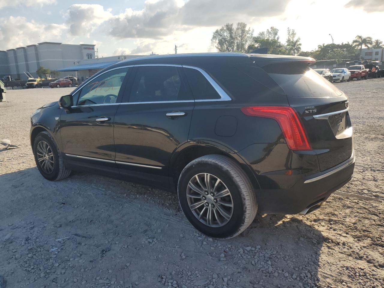 Photo 1 VIN: 1GYKNCRSXJZ109556 - CADILLAC XT5 