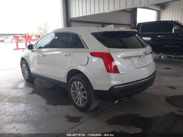 Photo 2 VIN: 1GYKNCRSXJZ116460 - CADILLAC XT5 