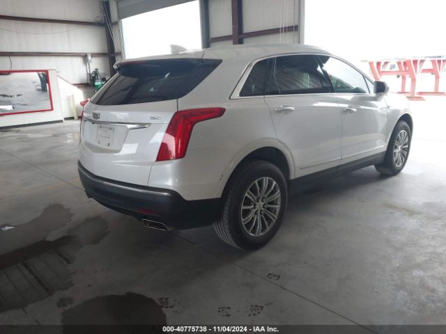 Photo 3 VIN: 1GYKNCRSXJZ116460 - CADILLAC XT5 