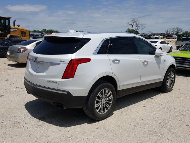 Photo 3 VIN: 1GYKNCRSXJZ167036 - CADILLAC XT5 LUXURY 