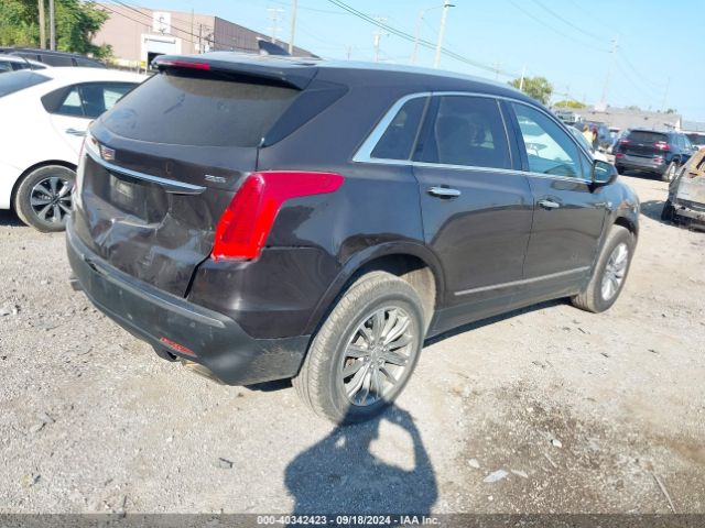 Photo 3 VIN: 1GYKNCRSXJZ177307 - CADILLAC XT5 