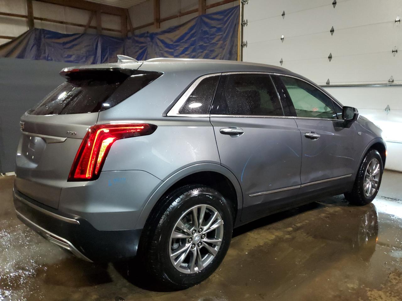 Photo 2 VIN: 1GYKNCRSXMZ216949 - CADILLAC XT5 