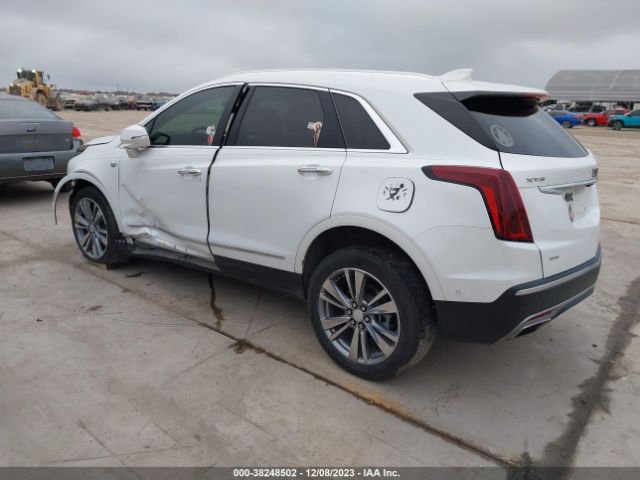 Photo 2 VIN: 1GYKNDR45NZ131171 - CADILLAC XT5 