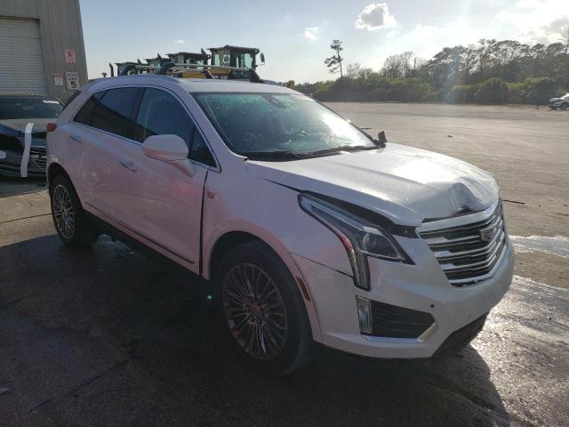 Photo 3 VIN: 1GYKNDRS0HZ139990 - CADILLAC XT5 LUXURY 