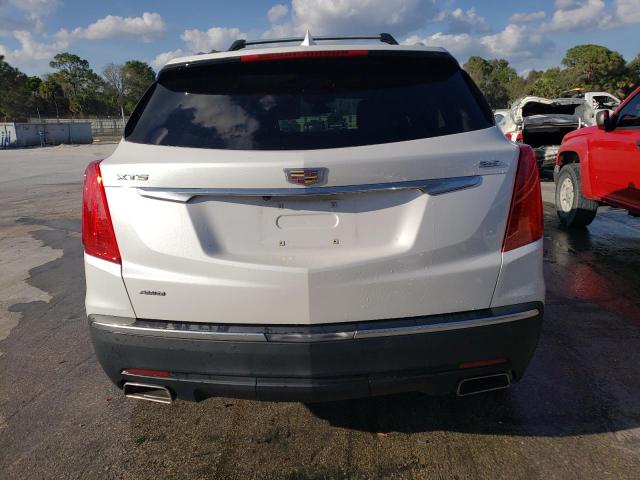 Photo 5 VIN: 1GYKNDRS0HZ139990 - CADILLAC XT5 LUXURY 