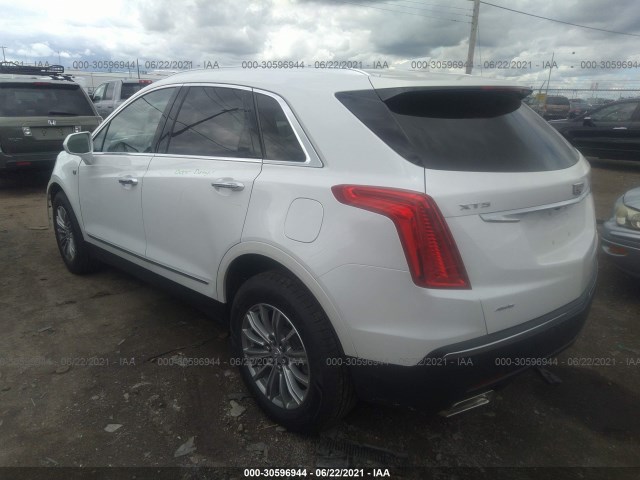 Photo 2 VIN: 1GYKNDRS0HZ208158 - CADILLAC XT5 