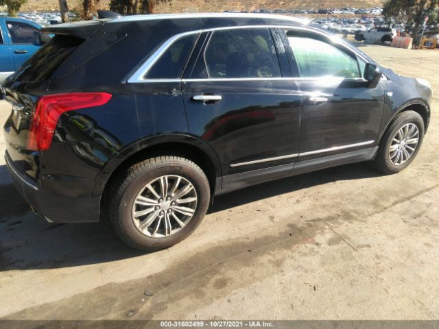 Photo 3 VIN: 1GYKNDRS0HZ305831 - CADILLAC XT5 