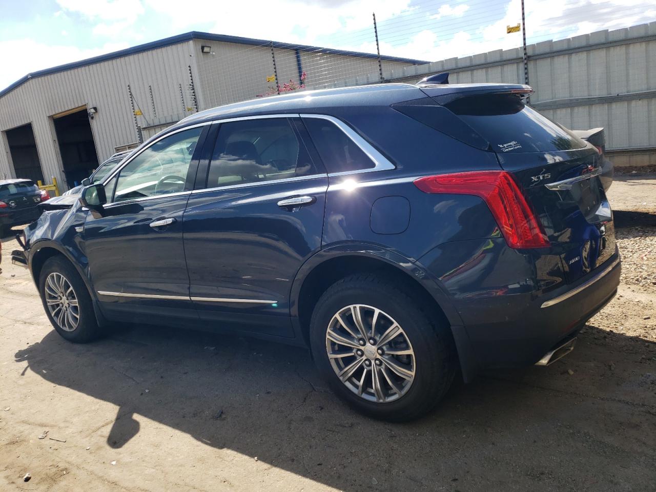 Photo 1 VIN: 1GYKNDRS0JZ127876 - CADILLAC XT5 