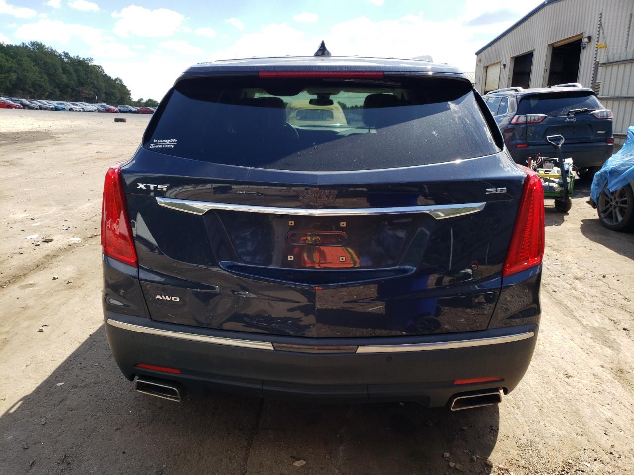 Photo 5 VIN: 1GYKNDRS0JZ127876 - CADILLAC XT5 