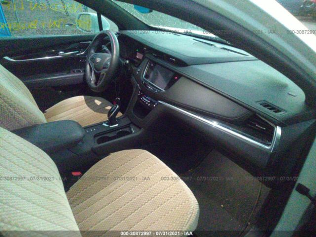 Photo 4 VIN: 1GYKNDRS1HZ295682 - CADILLAC XT5 