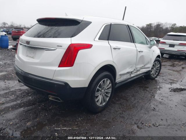 Photo 3 VIN: 1GYKNDRS1JZ150146 - CADILLAC XT5 