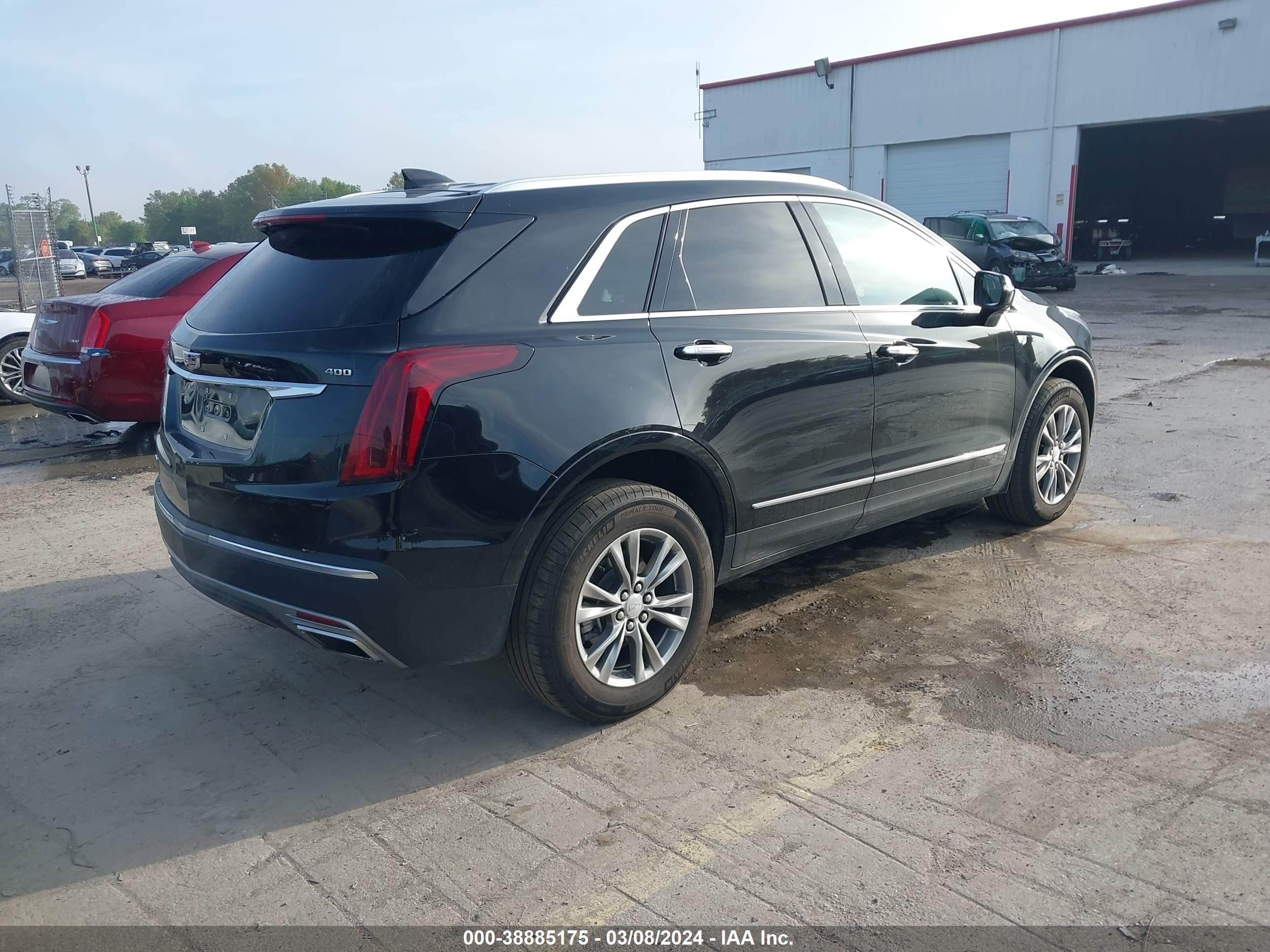 Photo 3 VIN: 1GYKNDRS1PZ133355 - CADILLAC XT5 