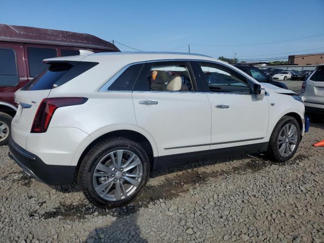 Photo 2 VIN: 1GYKNDRS1RZ718455 - CADILLAC XT5 PREMIU 