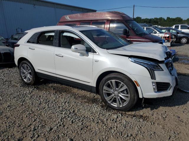 Photo 3 VIN: 1GYKNDRS1RZ718455 - CADILLAC XT5 PREMIU 