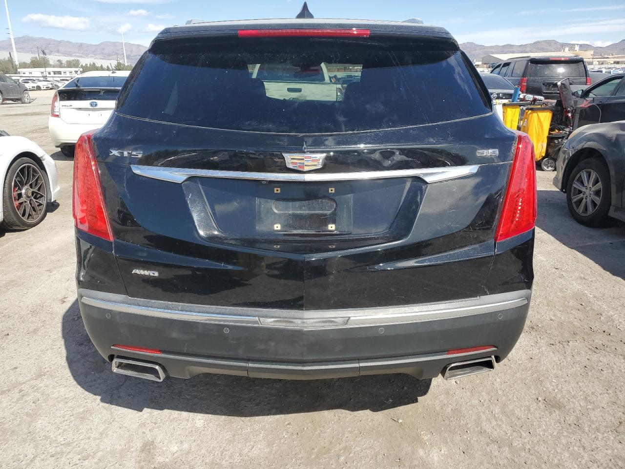 Photo 5 VIN: 1GYKNDRS2HZ174417 - CADILLAC XT5 