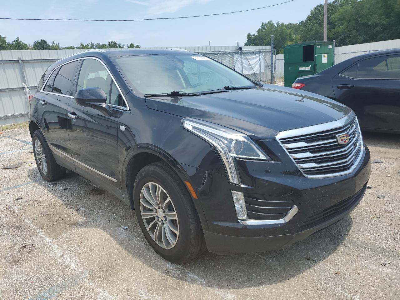 Photo 3 VIN: 1GYKNDRS2KZ107372 - CADILLAC XT5 