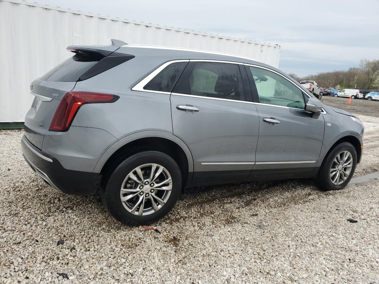 Photo 2 VIN: 1GYKNDRS3MZ103723 - CADILLAC XT5 