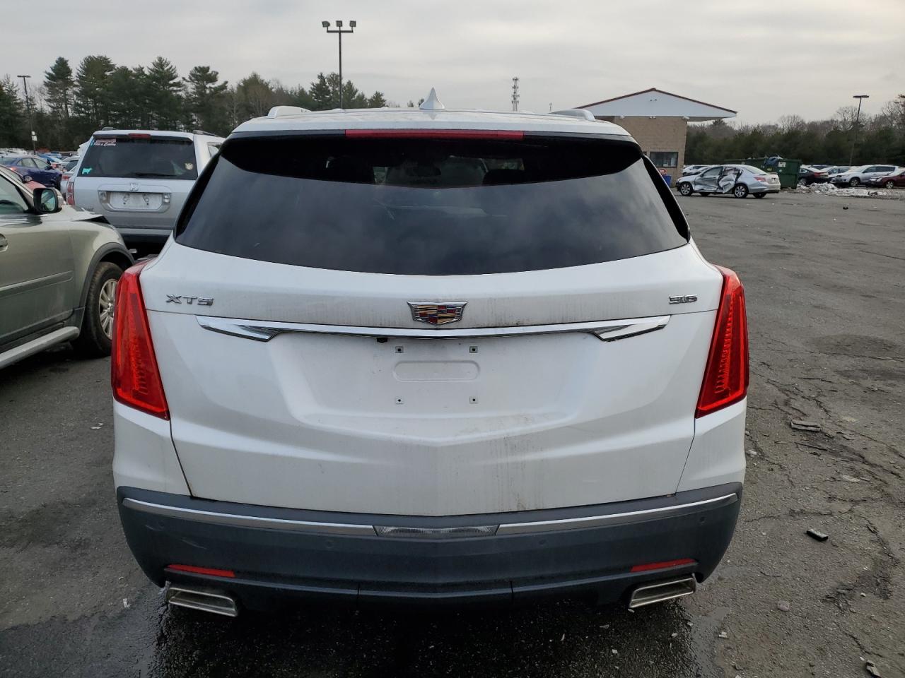 Photo 5 VIN: 1GYKNDRS4HZ249747 - CADILLAC XT5 