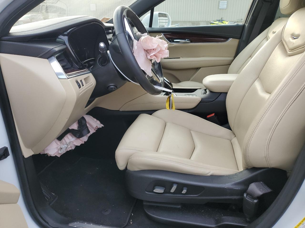 Photo 6 VIN: 1GYKNDRS4HZ249747 - CADILLAC XT5 