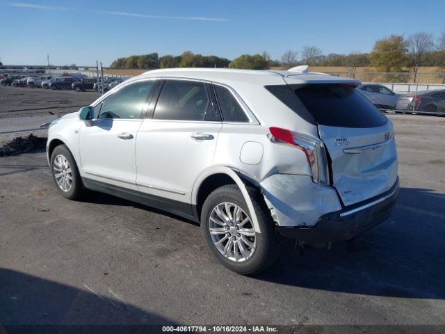 Photo 2 VIN: 1GYKNDRS5HZ169972 - CADILLAC XT5 