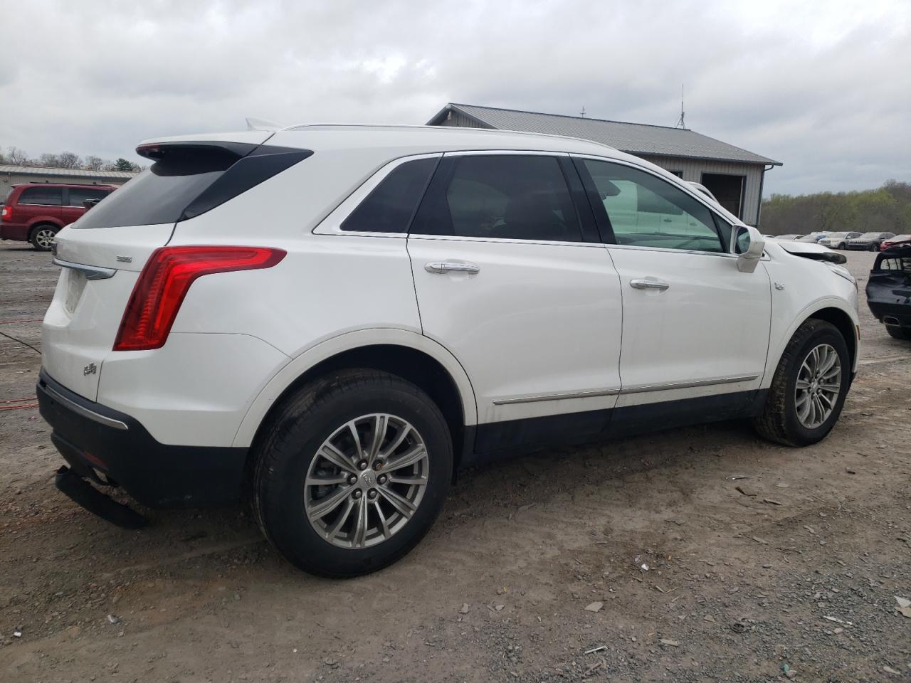 Photo 2 VIN: 1GYKNDRS5KZ183653 - CADILLAC XT5 