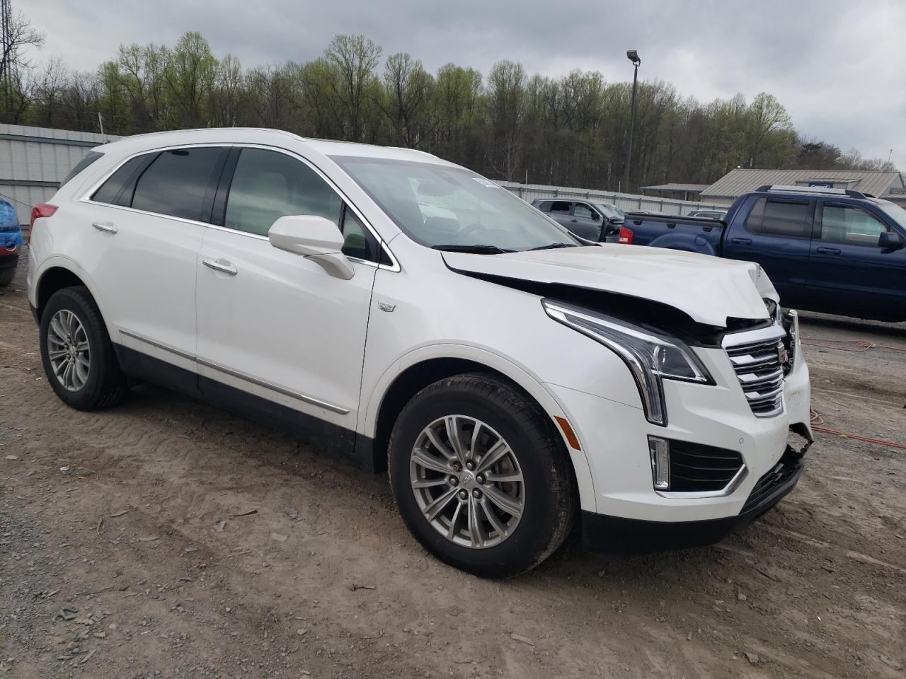 Photo 3 VIN: 1GYKNDRS5KZ183653 - CADILLAC XT5 