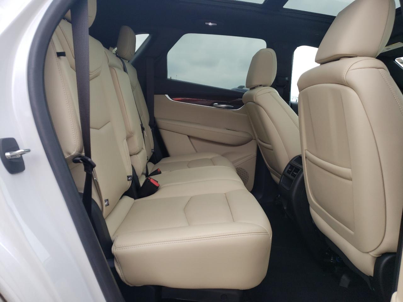 Photo 9 VIN: 1GYKNDRS5KZ183653 - CADILLAC XT5 