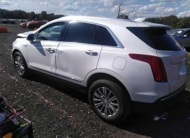 Photo 2 VIN: 1GYKNDRS7KZ246235 - CADILLAC XT5 