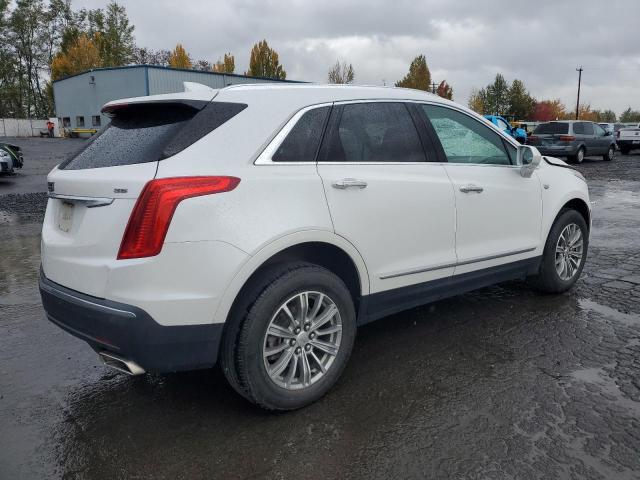 Photo 2 VIN: 1GYKNDRS8HZ268415 - CADILLAC XT5 LUXURY 