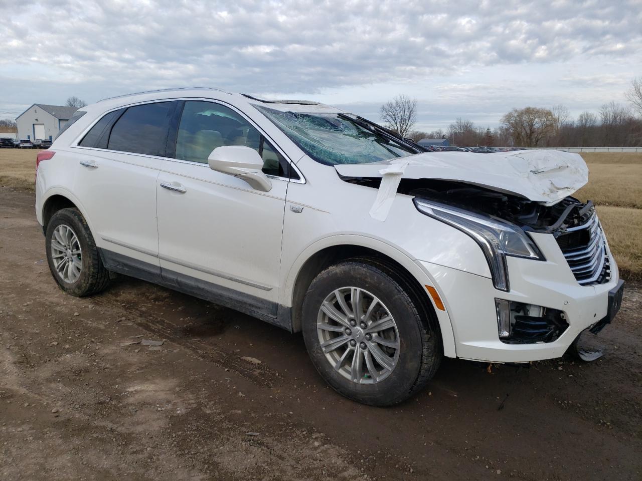 Photo 3 VIN: 1GYKNDRS8KZ187194 - CADILLAC XT5 