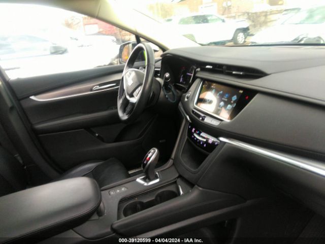 Photo 4 VIN: 1GYKNDRS8KZ272939 - CADILLAC XT5 