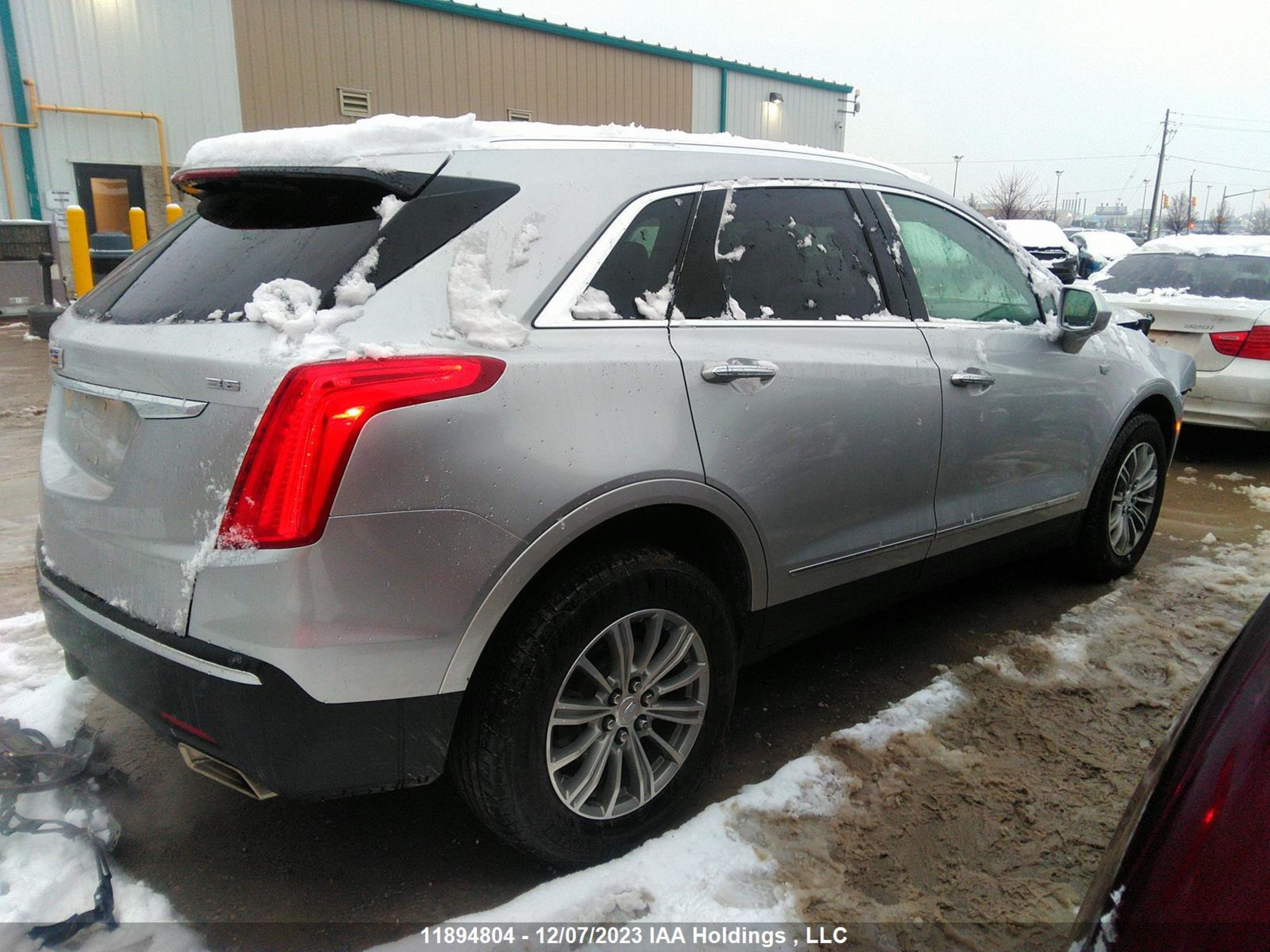 Photo 3 VIN: 1GYKNDRS9HZ209454 - CADILLAC XT5 