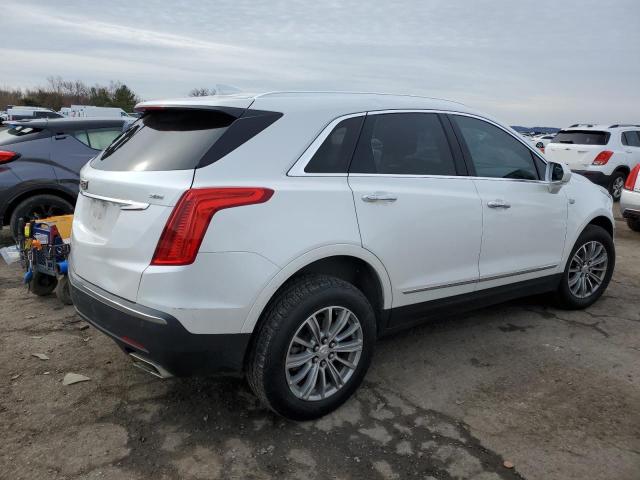 Photo 2 VIN: 1GYKNDRS9JZ138553 - CADILLAC XT5 LUXURY 