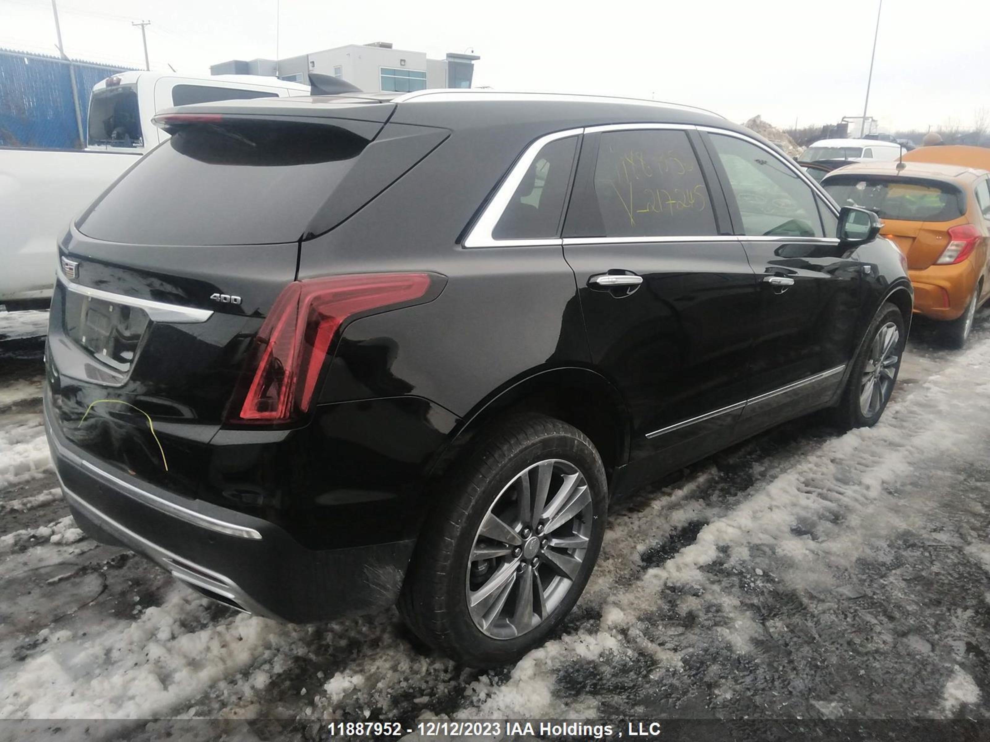 Photo 3 VIN: 1GYKNDRS9PZ217245 - CADILLAC XT5 