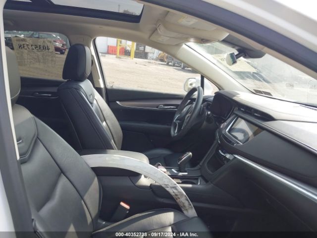 Photo 4 VIN: 1GYKNDRSXHZ253348 - CADILLAC XT5 