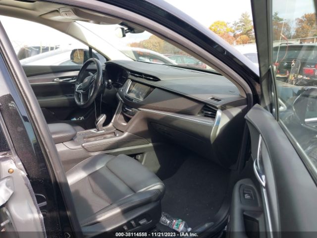 Photo 4 VIN: 1GYKNDRSXJZ185140 - CADILLAC XT5 