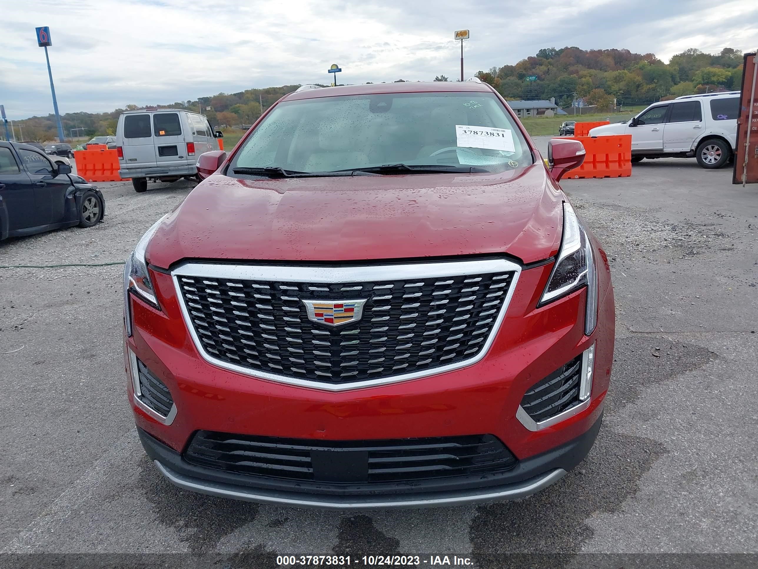 Photo 11 VIN: 1GYKNDRSXNZ114395 - CADILLAC XT5 