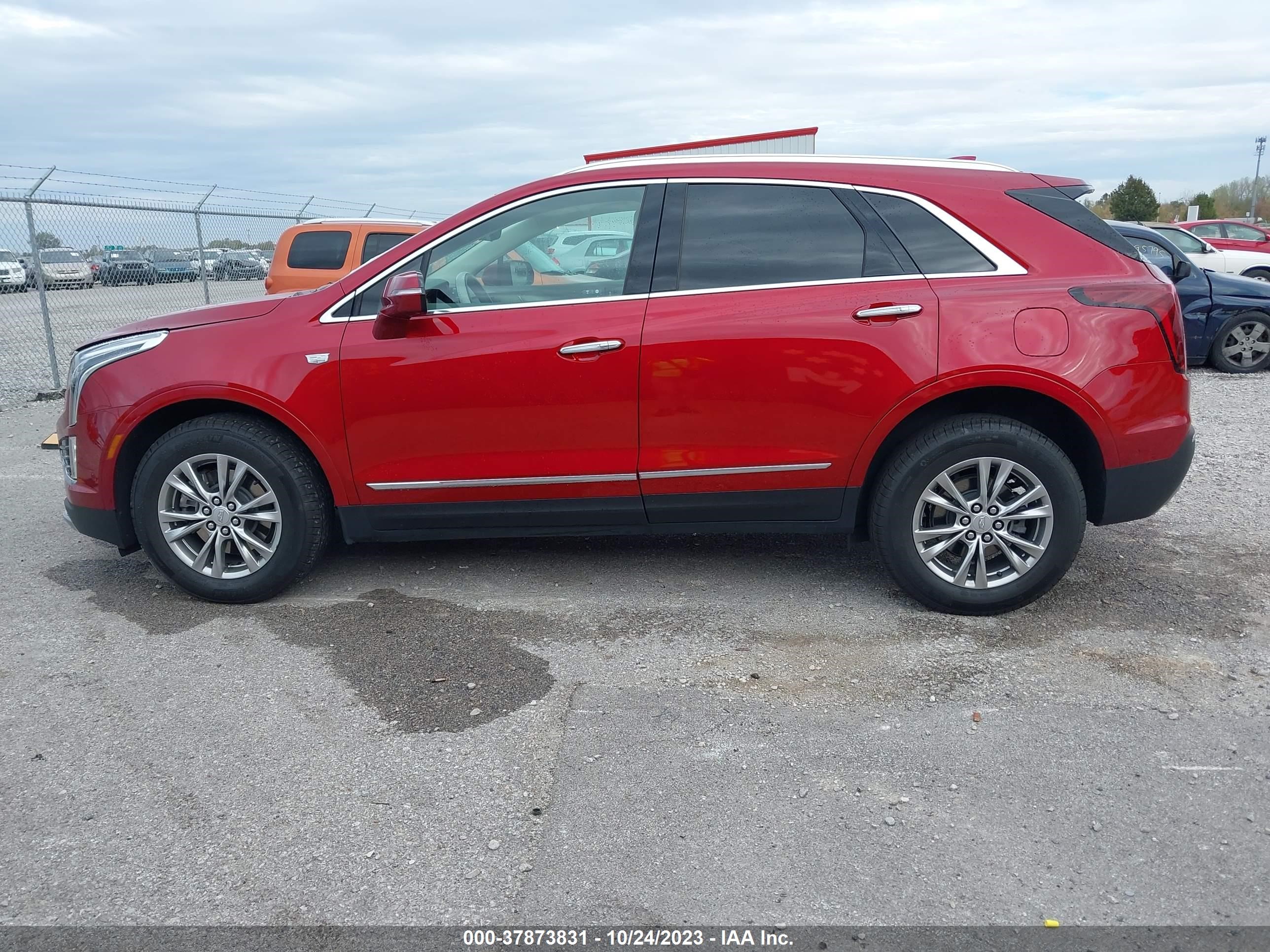 Photo 13 VIN: 1GYKNDRSXNZ114395 - CADILLAC XT5 