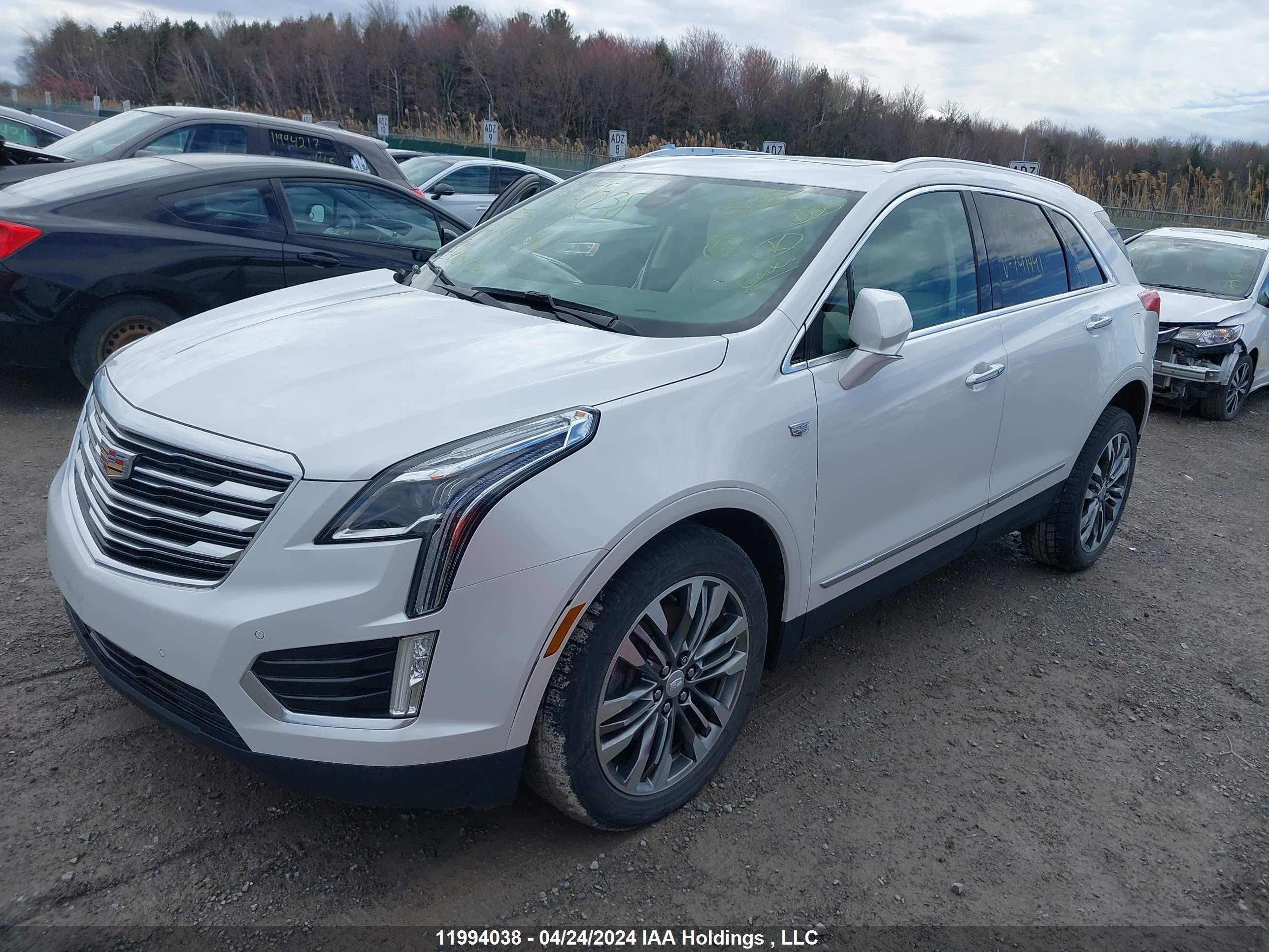 Photo 1 VIN: 1GYKNERS0HZ141941 - CADILLAC XT5 