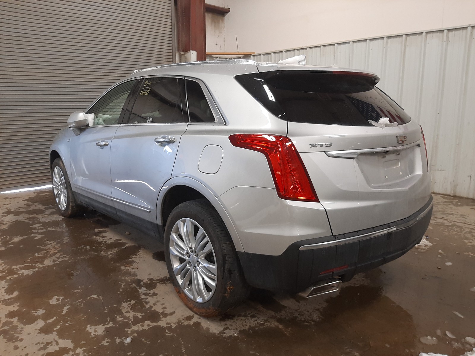 Photo 2 VIN: 1GYKNERS0KZ212207 - CADILLAC XT5 PREMIU 