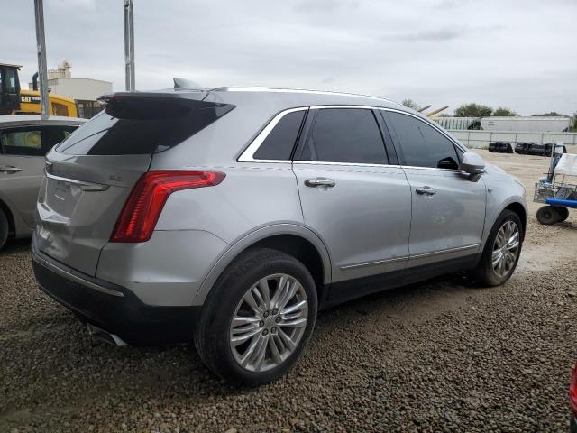 Photo 2 VIN: 1GYKNERS2HZ182300 - CADILLAC XT5 PREMIU 