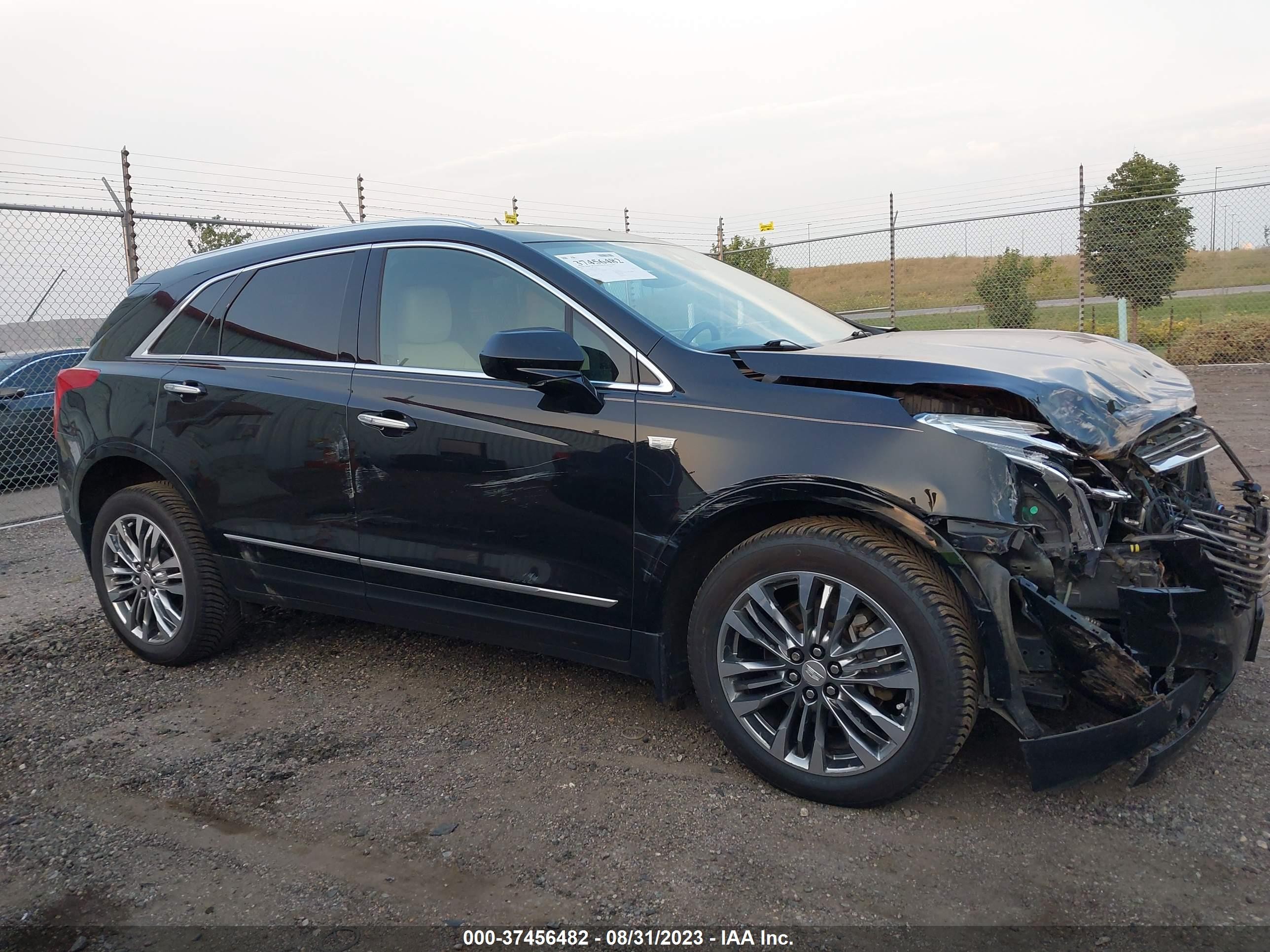 Photo 12 VIN: 1GYKNERS3HZ104382 - CADILLAC XT5 