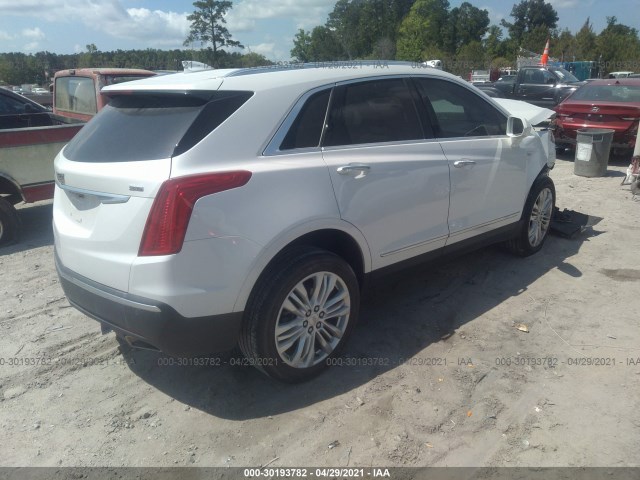 Photo 3 VIN: 1GYKNERS3JZ146234 - CADILLAC XT5 