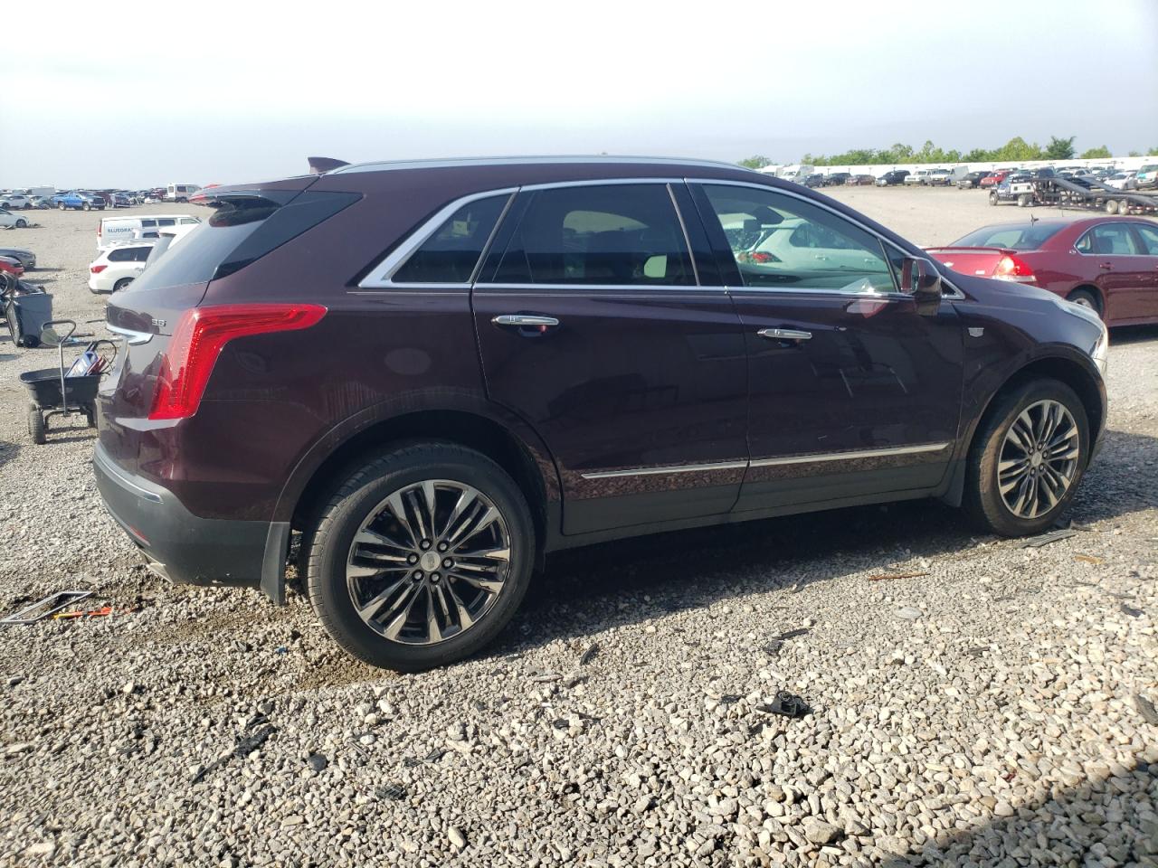 Photo 2 VIN: 1GYKNERS5JZ127703 - CADILLAC XT5 