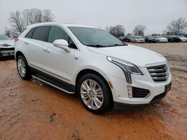 Photo 3 VIN: 1GYKNERS6HZ105591 - CADILLAC XT5 