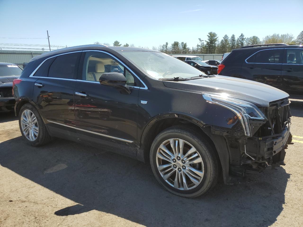 Photo 3 VIN: 1GYKNERS9JZ118146 - CADILLAC XT5 