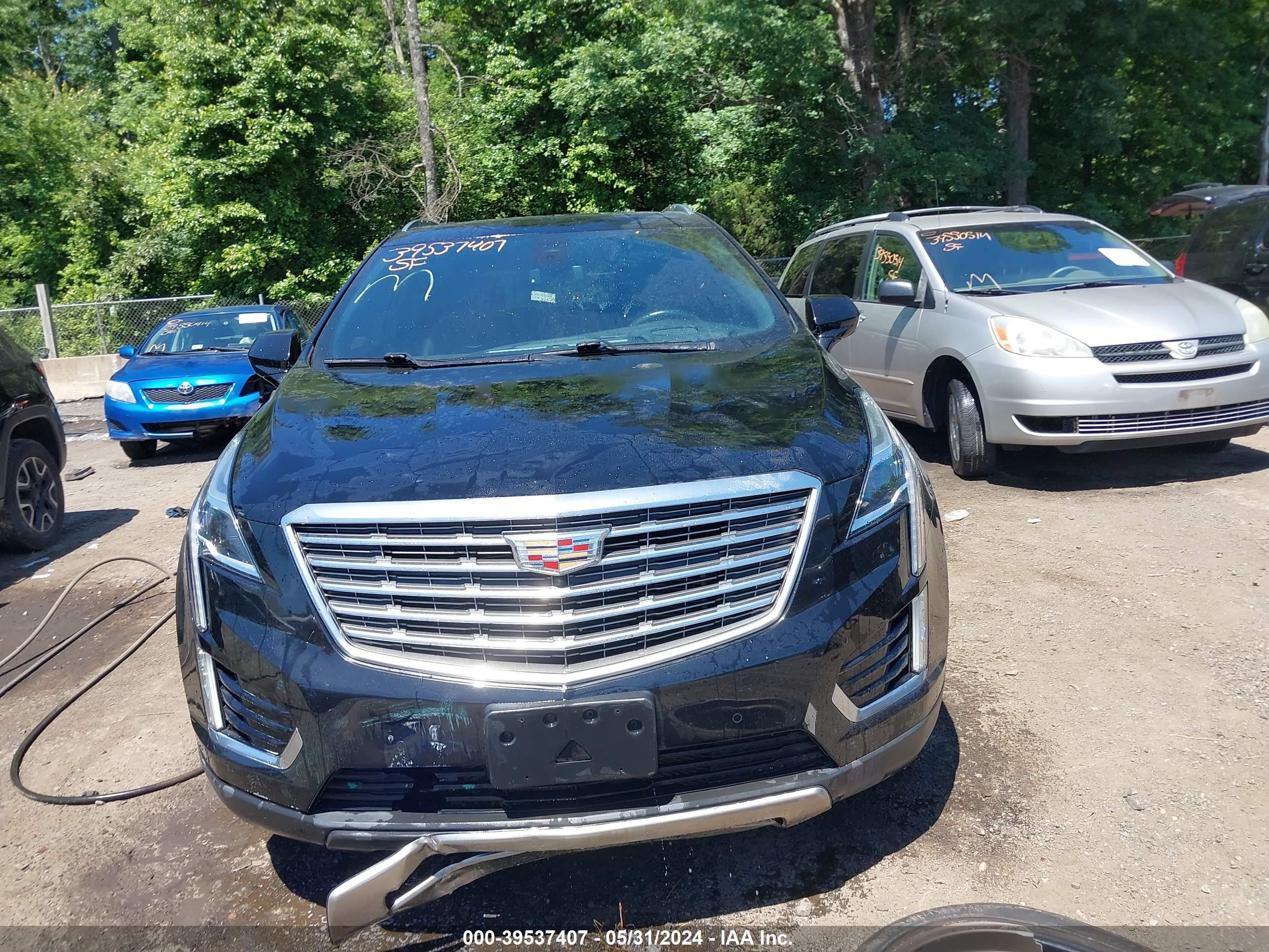 Photo 11 VIN: 1GYKNFRS0HZ104135 - CADILLAC XT5 