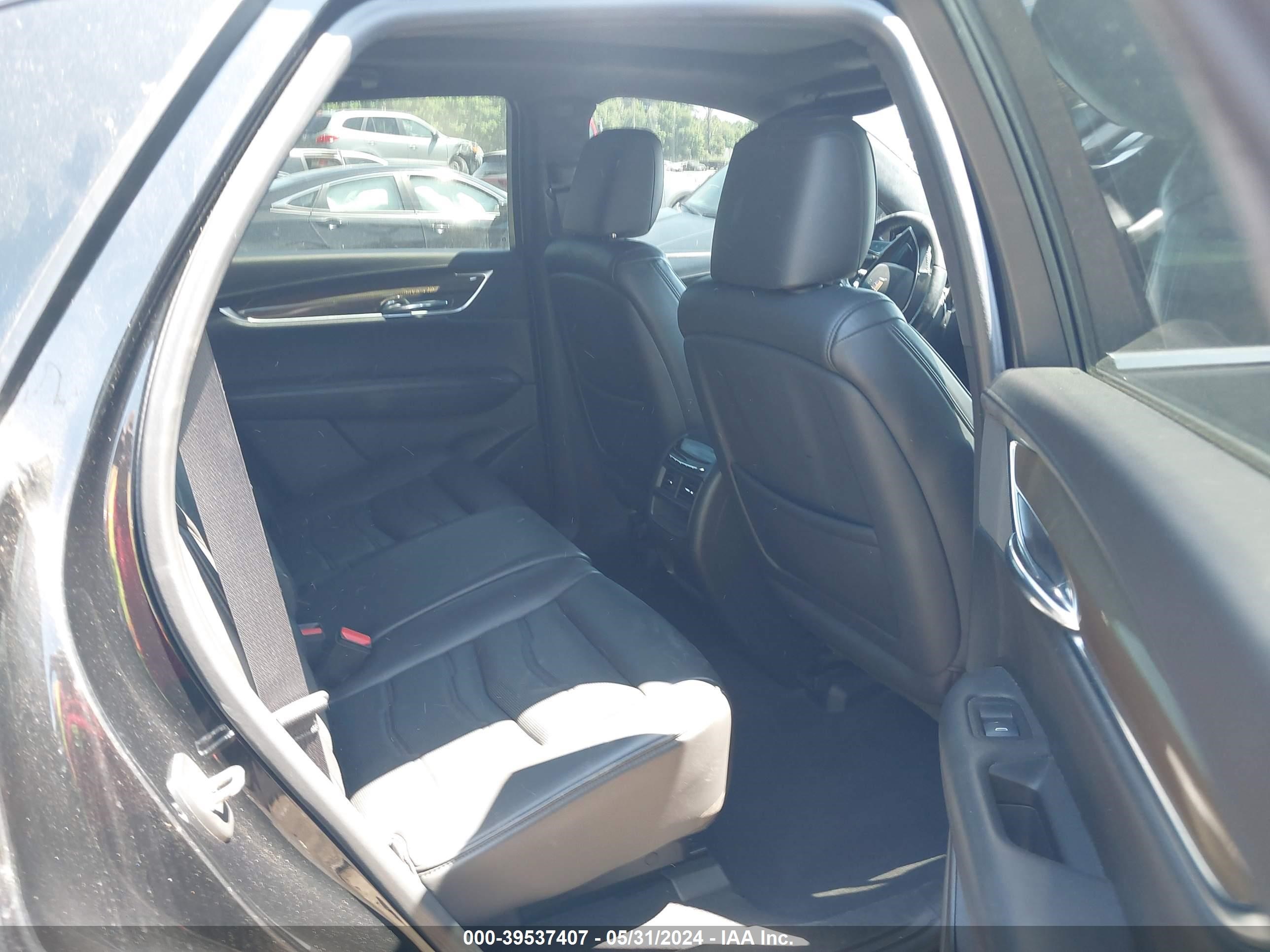 Photo 7 VIN: 1GYKNFRS0HZ104135 - CADILLAC XT5 