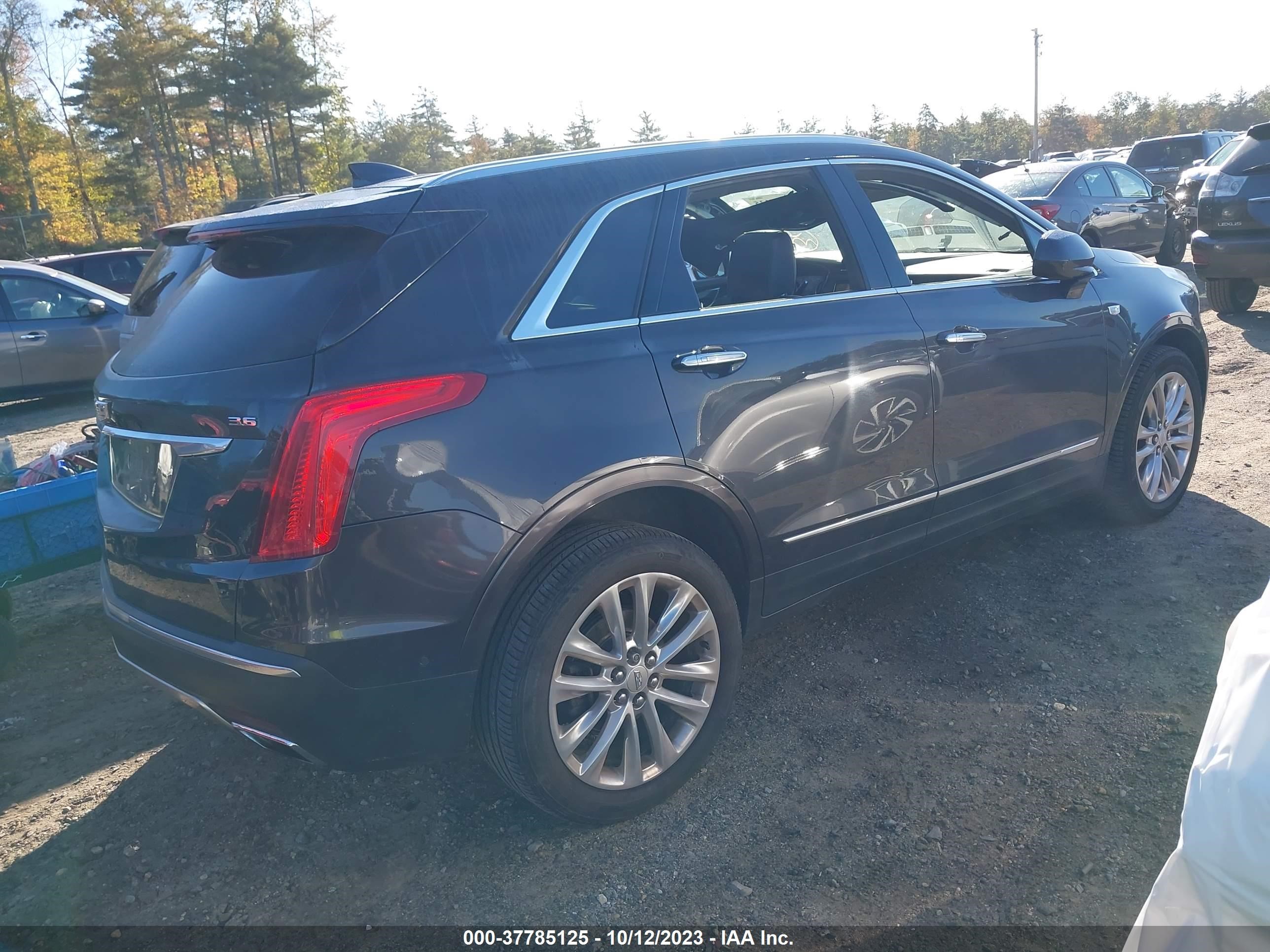 Photo 3 VIN: 1GYKNFRS1HZ226342 - CADILLAC XT5 